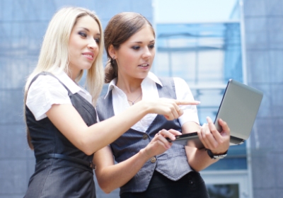 Ernst & Young Terco lan�a programa para empreendedoras