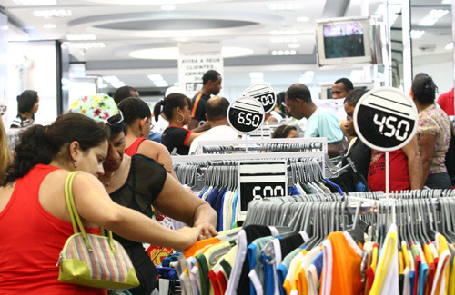 Capacita��o ajuda a aumentar vendas na Liquida Salvador