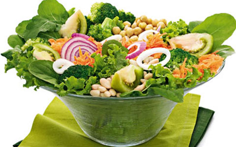 Empreendedor potiguar faz sucesso com delivery de saladas