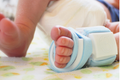 Meia desenvolvida por startup monitora a sa�de de rec�m-nascidos