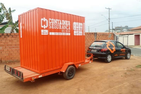 Ideia de mestre de obras vira franquia de aluguel de cont�ineres